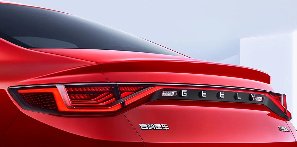 Đ&egrave;n hậu của Geely Emgrand L 2022