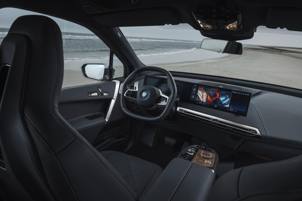 Nội thất bên trong BMW iX M60 2022