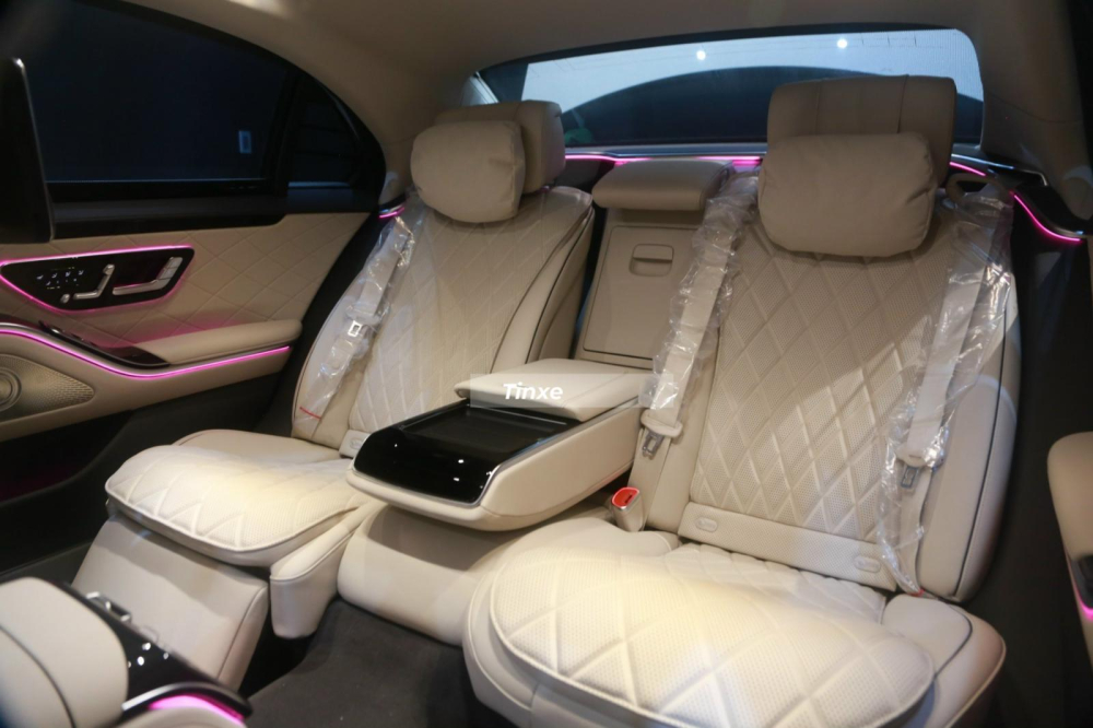 H&agrave;ng ghế ph&iacute;a sau của xe Mercedes-Benz S450 thế hệ mới đẳng cấp hơn thế hệ cũ