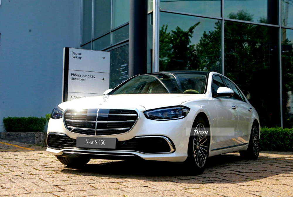 Mercedes-Benz S450 bản ti&ecirc;u chuẩn c&oacute; gi&aacute; 5,2 tỷ đồng