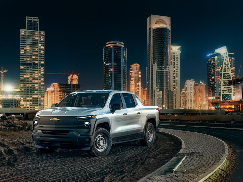 Thiết kế đầu xe của Chevrolet Silverado EV 2024 bản giá rẻ