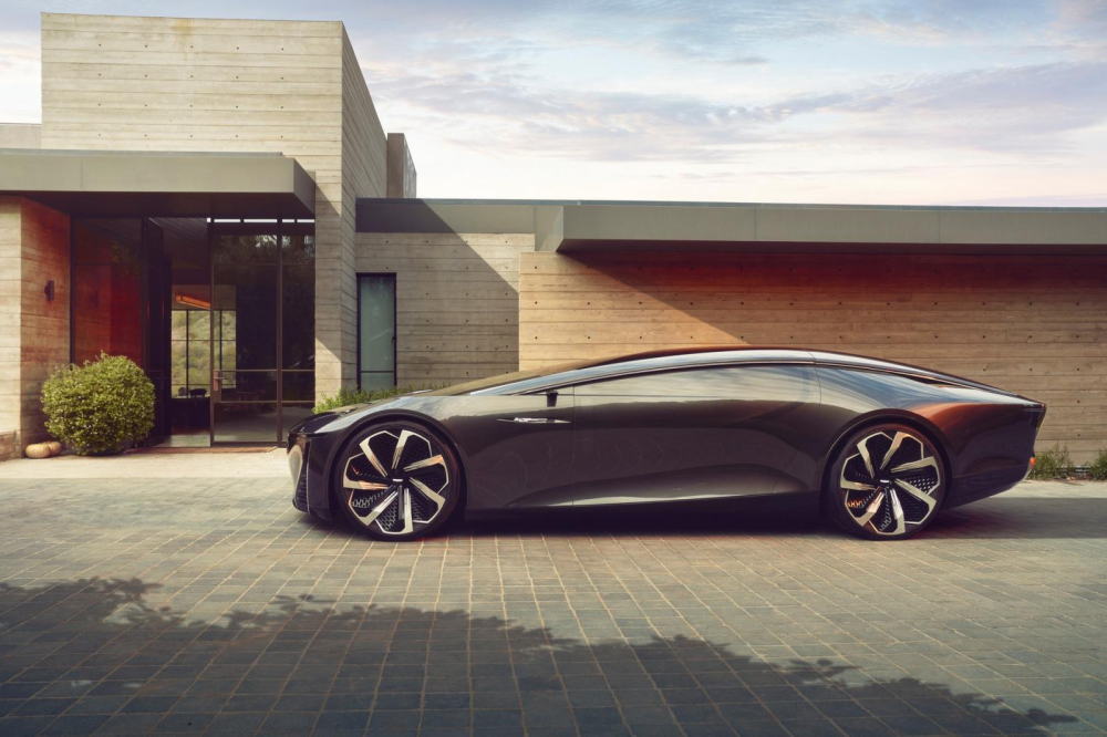 Ph&iacute;a b&ecirc;n của Cadillac InnerSpace Concept
