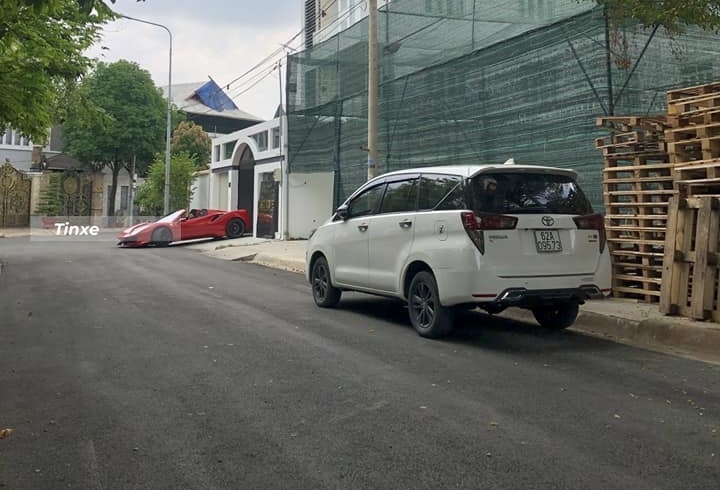 Si&ecirc;u xe mui trần Ferrari 488 Pista Spider