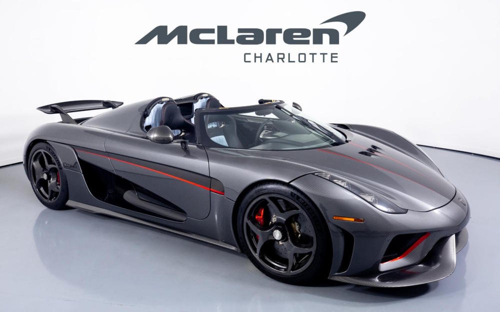 Ngoại thất xe sơn m&agrave;u carbon