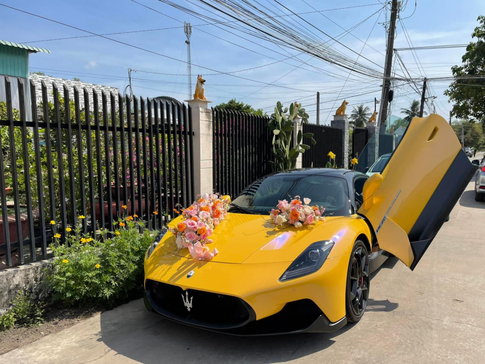 Si&ecirc;u xe Maserati MC20 độc nhất Việt Nam l&agrave;m xe hoa ở T&acirc;y Ninh