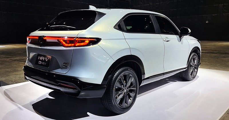 Honda HR-V mới tại Thái Lan nhìn từ đằng sau