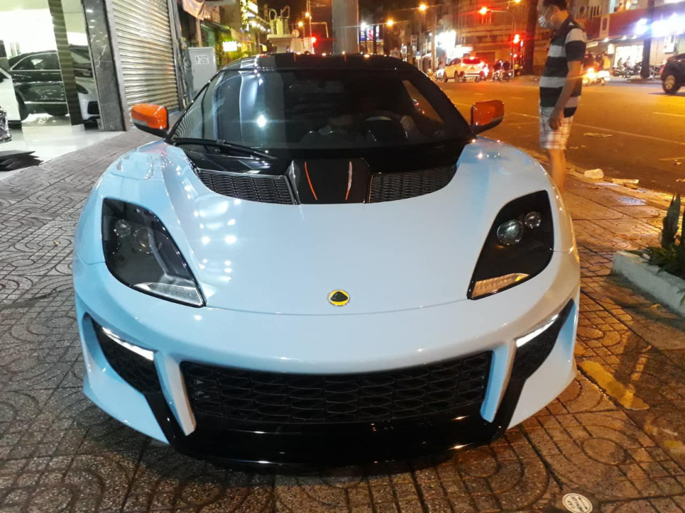 Xe thể thao cực độc Lotus Evora GT Xe thể thao cực độc Lotus Evora GT mượn tim Toyota Camry âm thầm xuất hiện tại Việt Nam