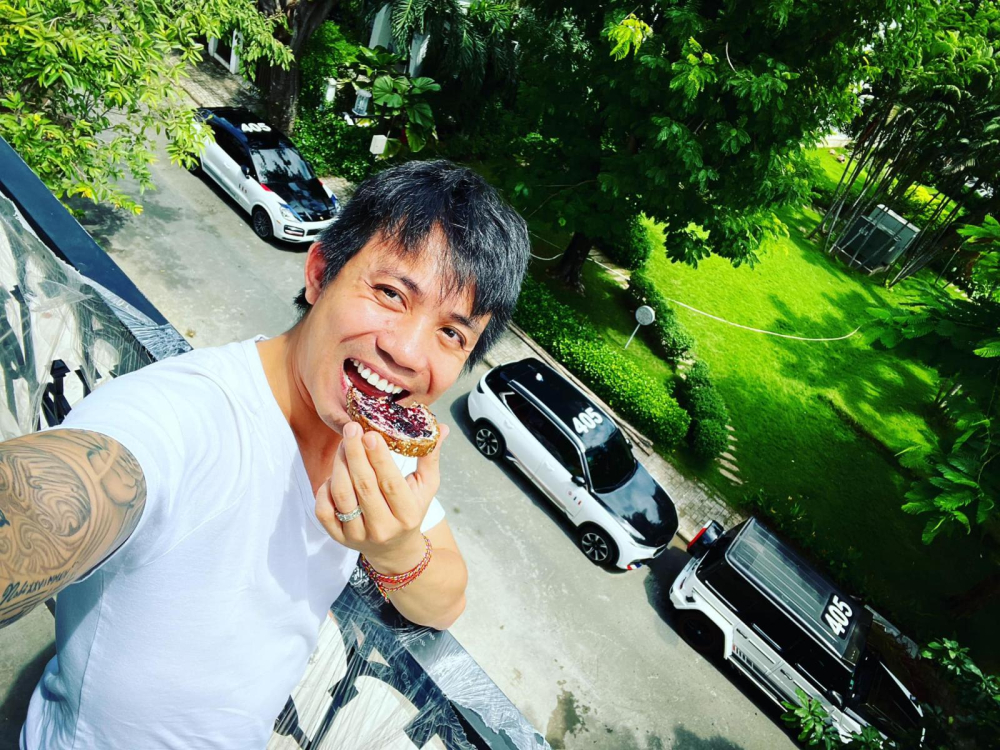 Minh Nhựa cùng dàn xe SUV đắt giá của mình, có lúc, đại gia này sở hữu gần 10 chiếc