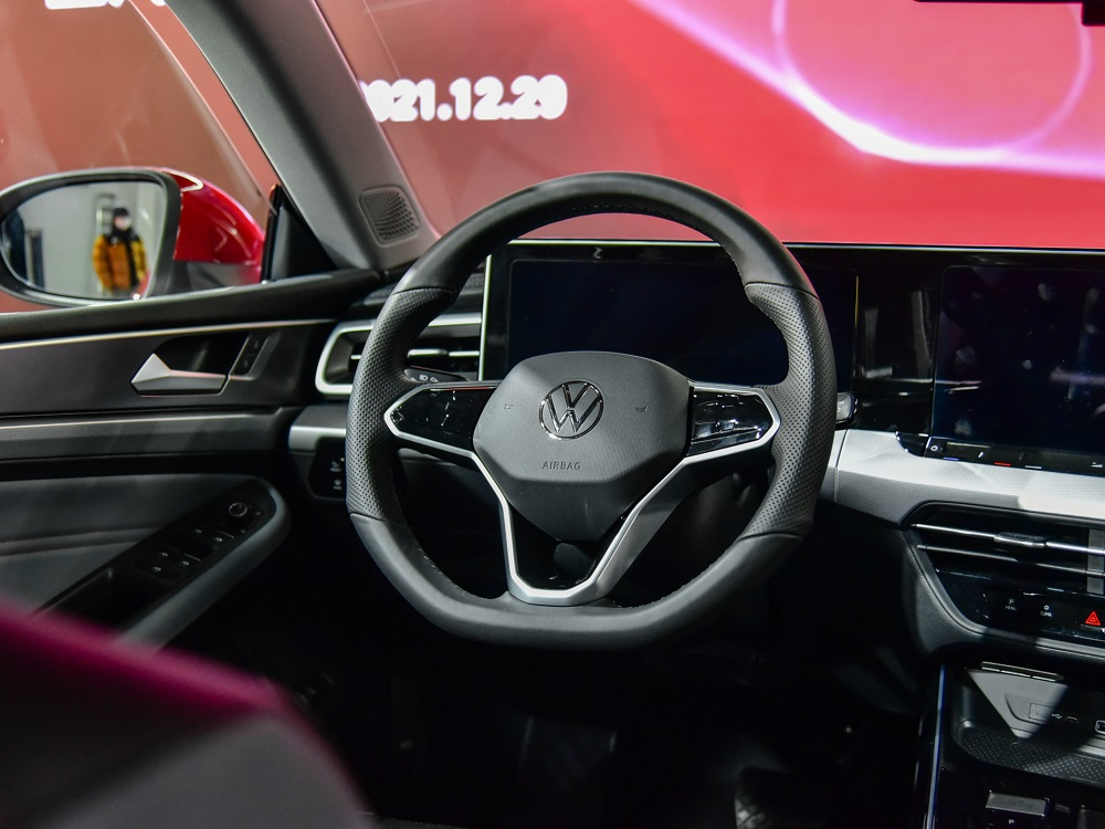 Vô lăng của Volkswagen Lamando L 2022