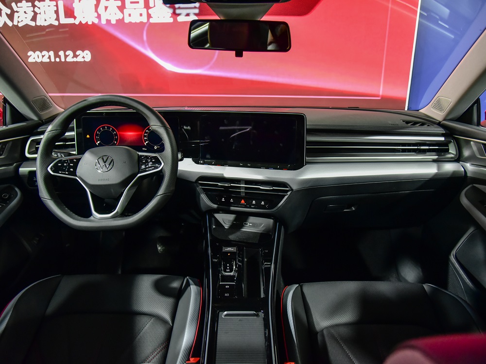 Nội thất của Volkswagen Lamando L 2022