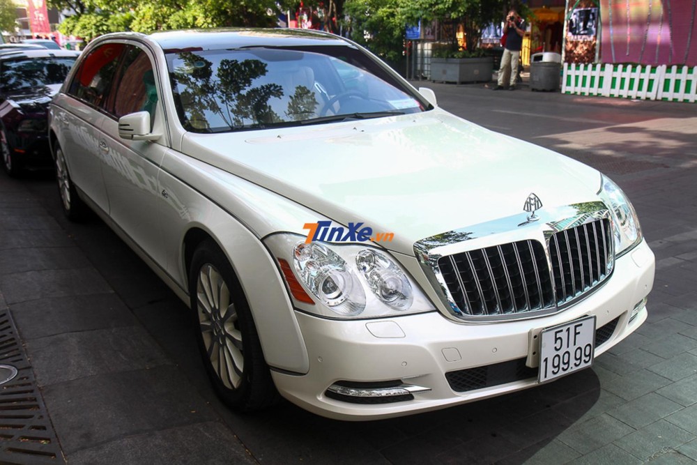 Maybach 62S mang si&ecirc;u biển tứ qu&yacute; 9