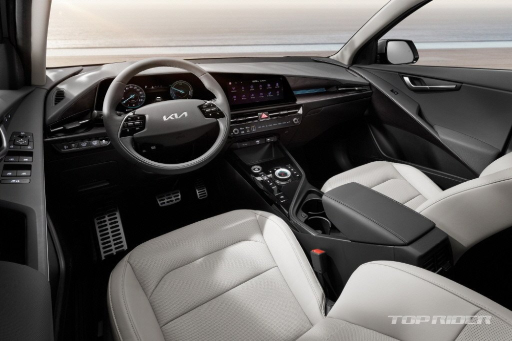 Nội thất b&ecirc;n trong Kia Niro 2022