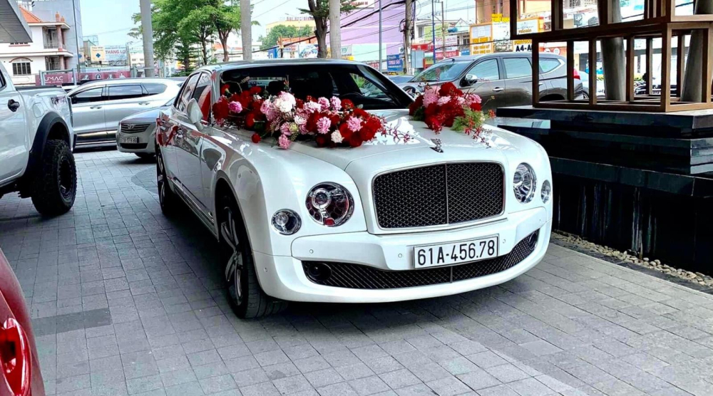 Bentley Mulsanne Speed mang biển sảnh rồng của đại gia B&igrave;nh Dương
