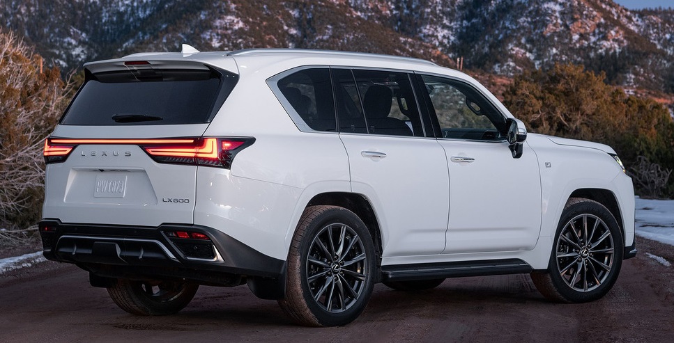 Lexus LX 600 F SPORT 2022 m&agrave;u trắng Ultra White độc quyền