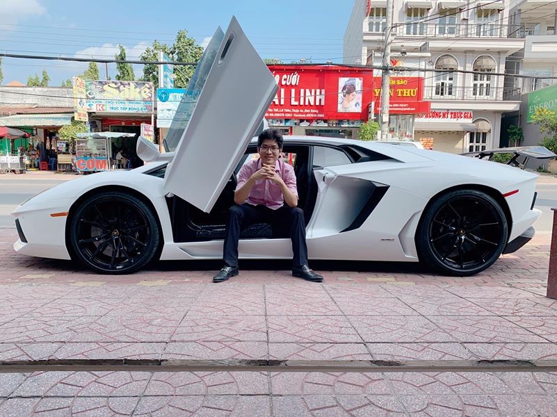 Chủ nh&acirc;n của xe Lamborghini Aventador LP700-4 ở B&igrave;nh Dương