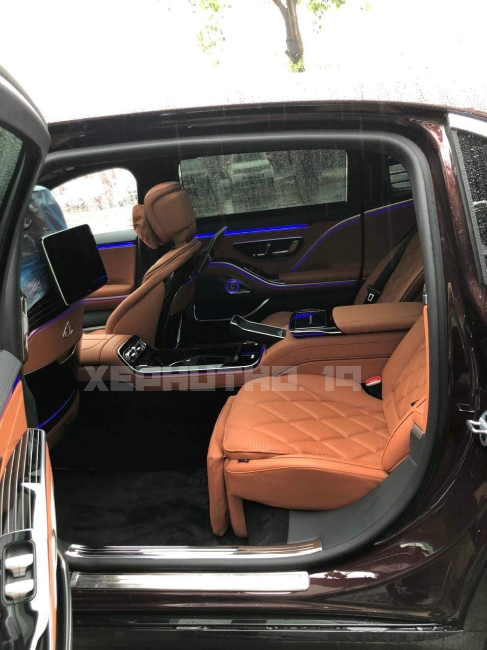 Nội thất xe Mercedes-Maybach S680 mới về Ph&uacute; Thọ