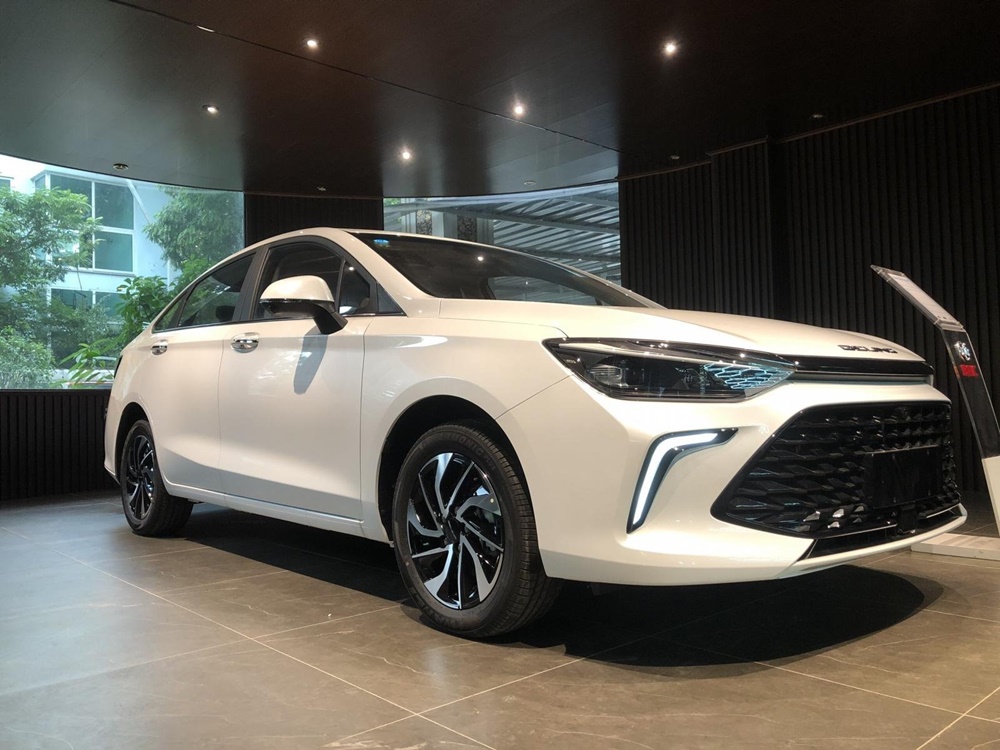Tổng thể thiết kế của Beijing U5 Plus 2022. 