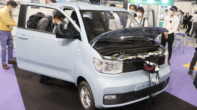 Một chiếc Wuling Hongguang Mini EV đã được đưa đến Nhật Bản để trưng bày