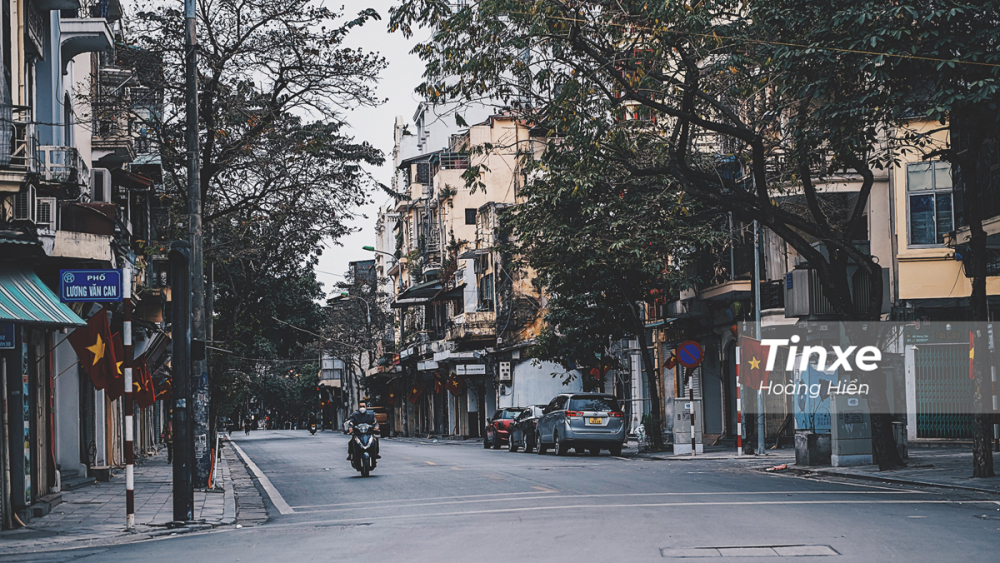 Nhờ đó, những người yêu thích sự bình yên của Hà Nội lại được ngắm nhìn vẻ đẹp của Hà Nội trong ngày đầu năm mới.