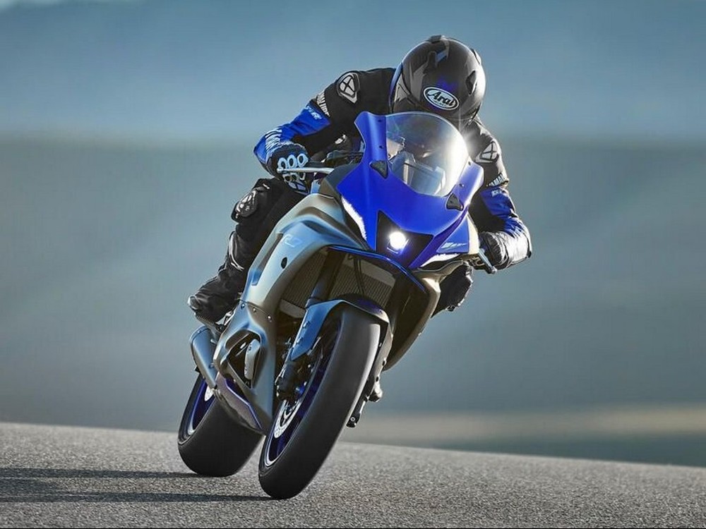 Yamaha R7 Yamaha R7