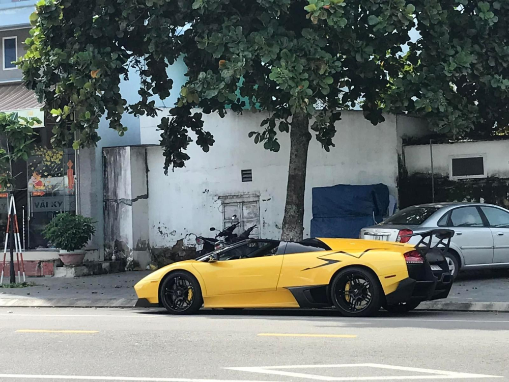 Chiếc siêu xe Lamboghini Murcielago LP640-4 của người chơi xe Gia Lai Chiếc siêu xe Lamboghini Murcielago LP640-4 của người chơi xe Gia Lai