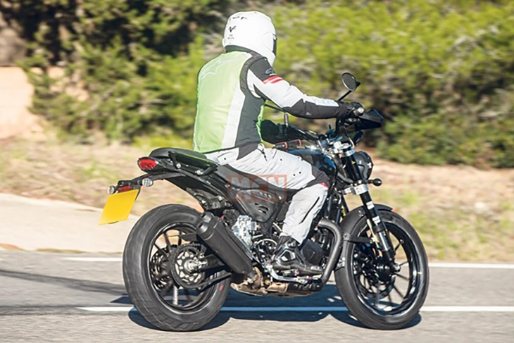 Phân khối nhỏ Triumph