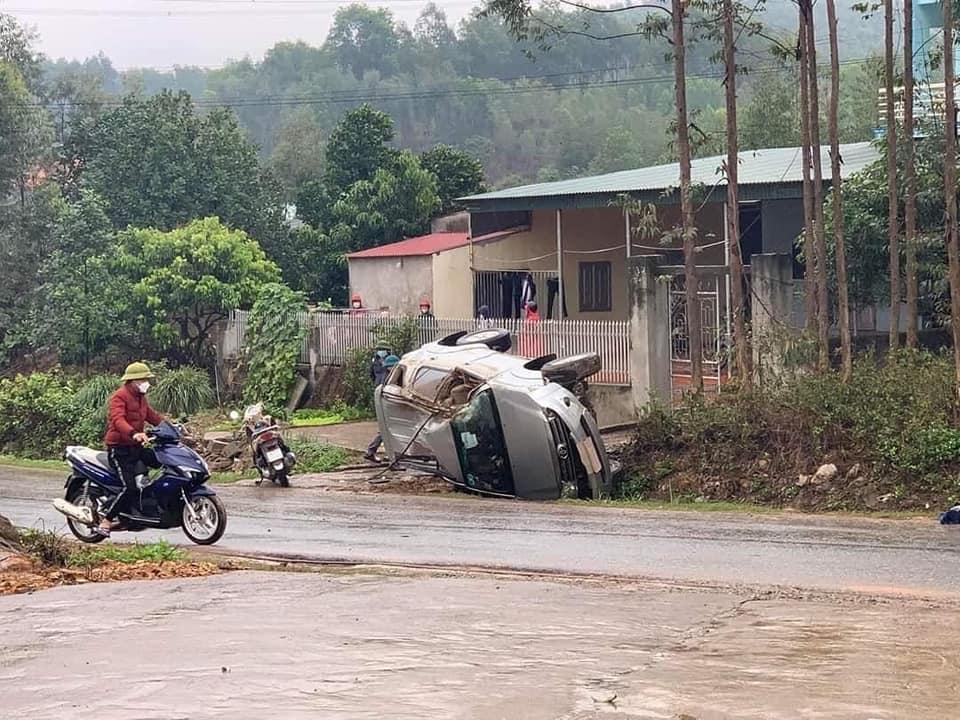 Chiếc Toyota Fortuner tại hiện trường vụ tai nạn