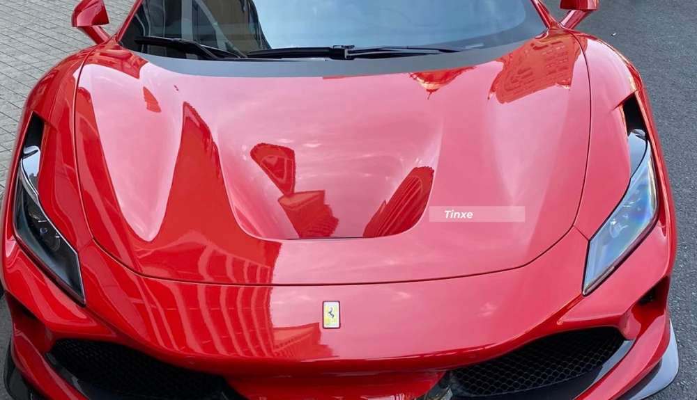 Hốc gió S-Duct trên xe Ferrari F8