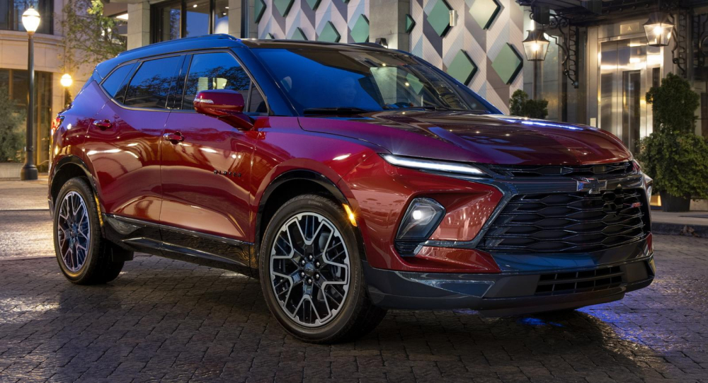 Chevrolet Blazer 2023 được v&eacute;n m&agrave;n với thiết kế v&agrave; trang bị n&acirc;ng cấp