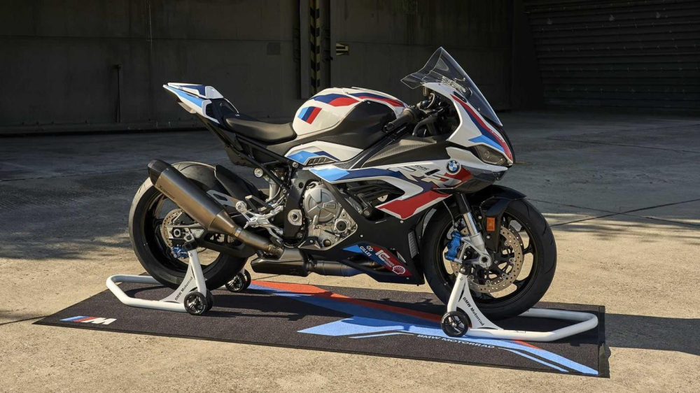 BMW M1000RR BMW M1000RR