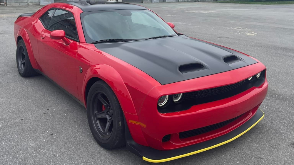 Diện mạo của xe Dodge Challenger SRT Hellcat Widebody độc nhất Việt Nam