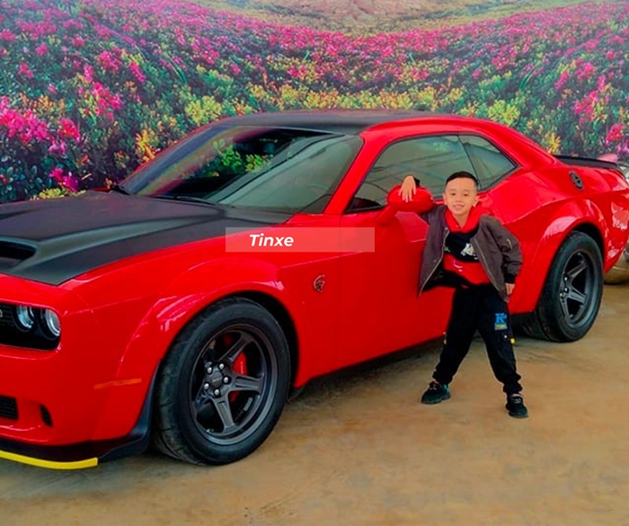 Dodge Challenger SRT Hellcat Widebody n&agrave;y c&oacute; c&ocirc;ng suất 717 m&atilde; lực mạnh hơn cả si&ecirc;u xe Ferrar F8 Tributo của Cường Đ&ocirc;-la