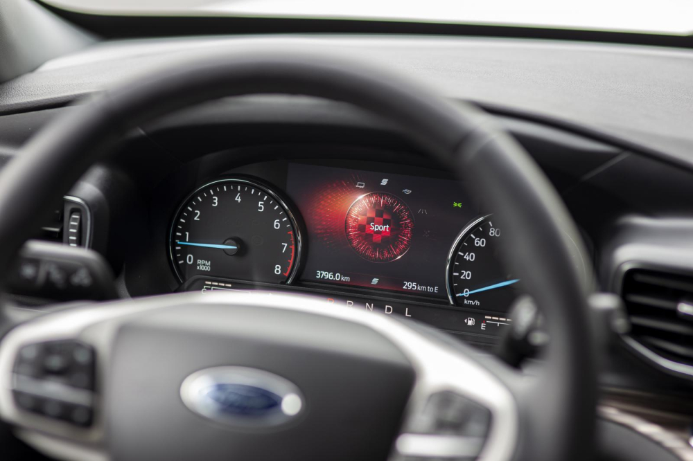7 chế độ l&aacute;i kh&aacute;c nhau mang đến cảm gi&aacute;c l&aacute;i đa dạng.