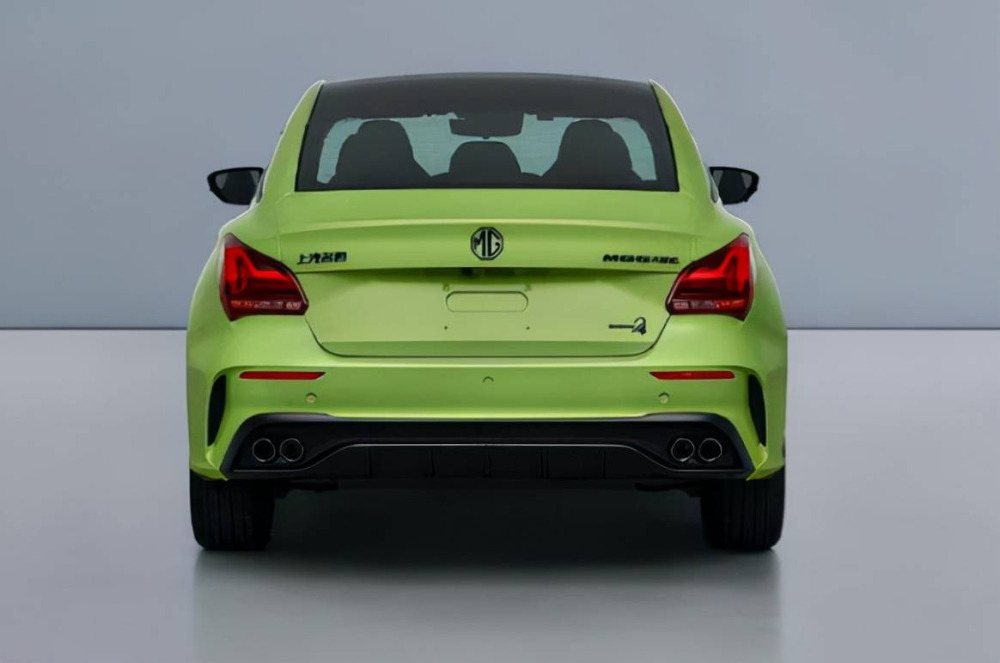 MG5 Scorpio 2022 nh&igrave;n từ ph&iacute;a sau