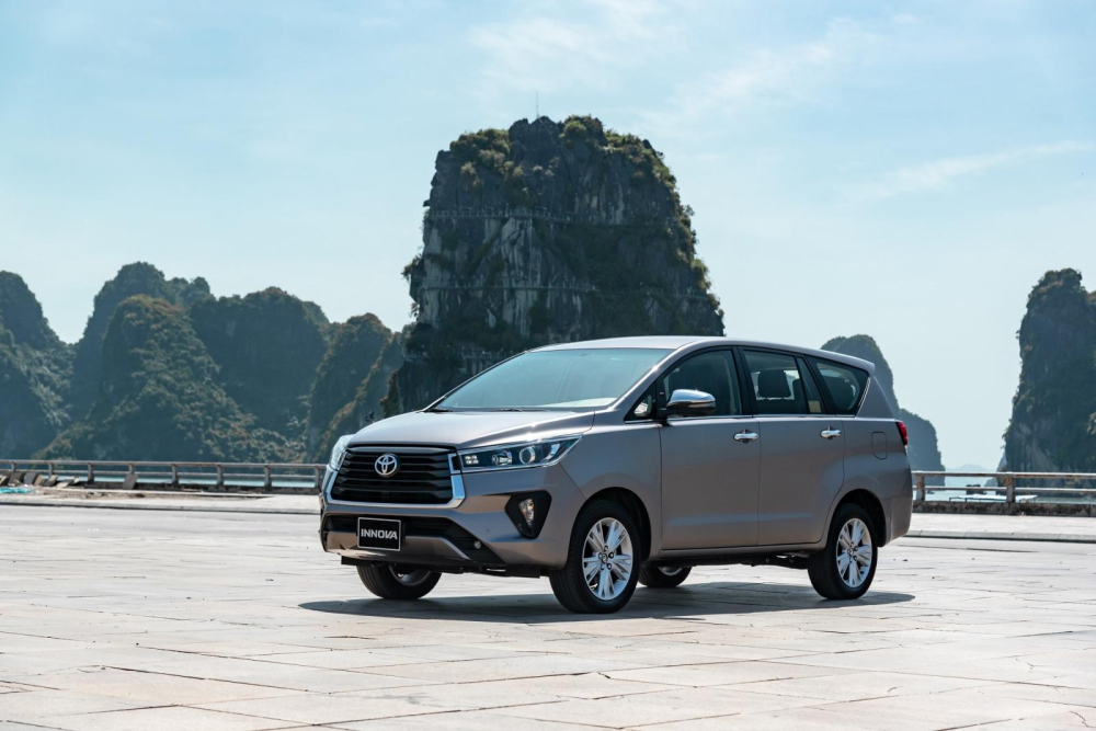 Toyota Innova cũng l&agrave; một trong những mẫu xe thuộc diện hưởng ưu đ&atilde;i giảm 50% lệ ph&iacute; trước bạ từ ph&iacute;a Ch&iacute;nh phủ.