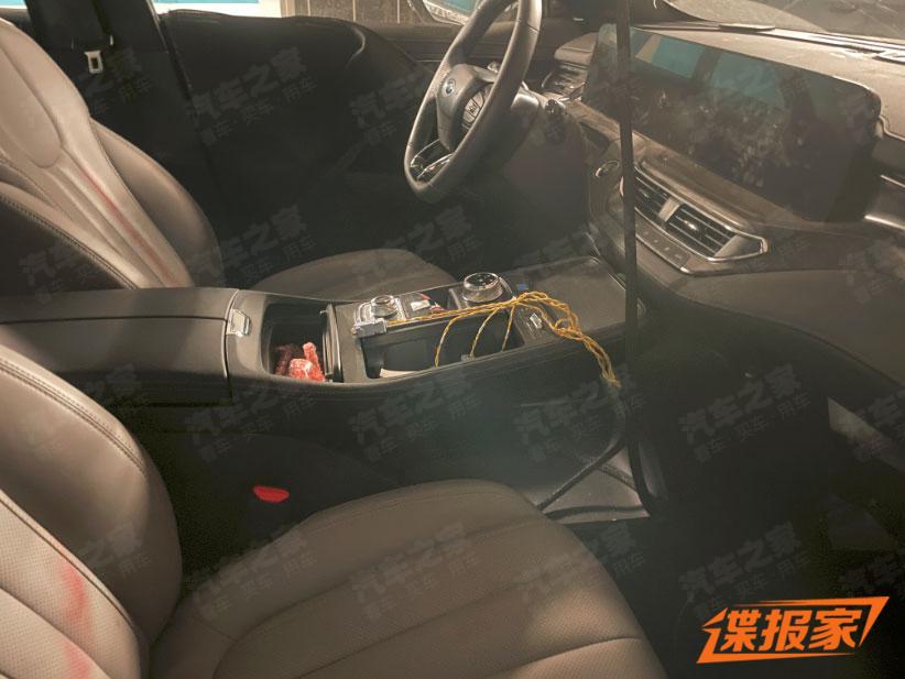 Nội thất bên trong Ford Territory mới với màn hình cỡ lớn trên mặt táp-lô