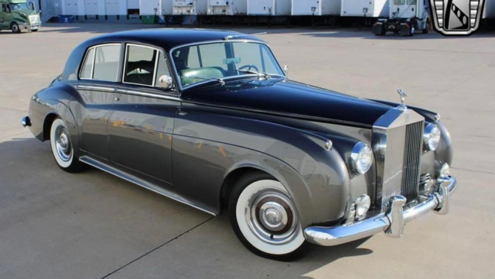 Cận cảnh nhan sắc của Rolls-Royce Silver Cloud Cận cảnh nhan sắc của Rolls-Royce Silver Cloud
