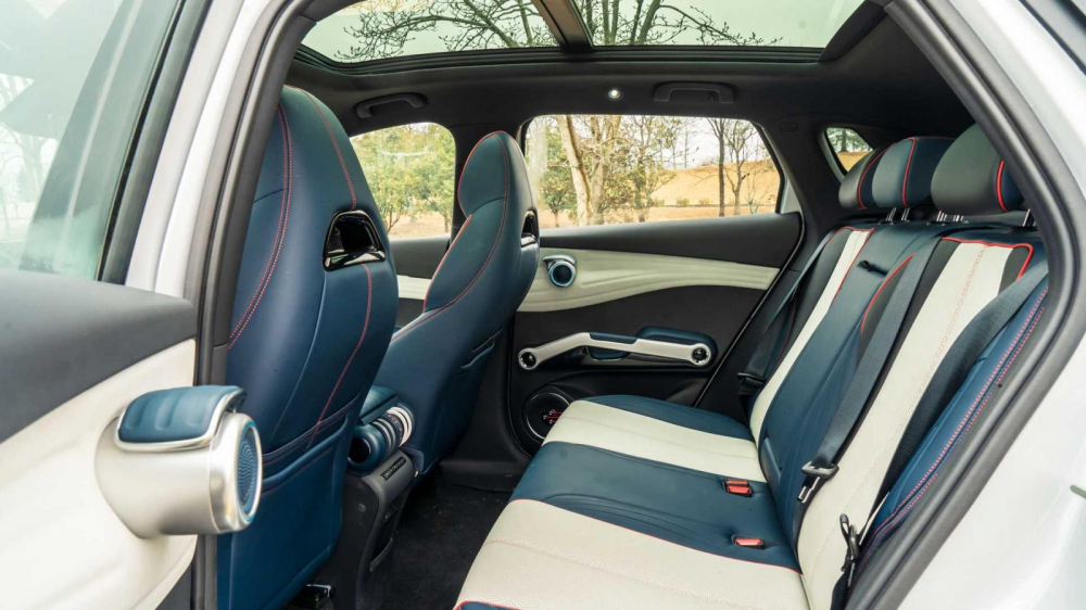 Ghế sau của BYD Yuan Plus