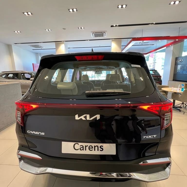 Kia Carens 2022 có 3 động cơ giống Seltos