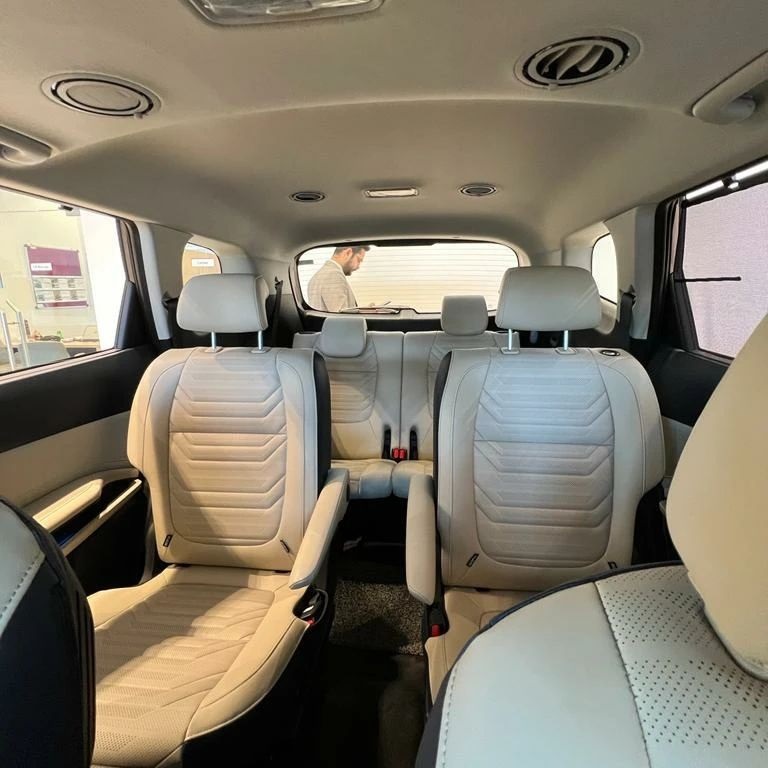 Kia Carens 2022 bản 6 chỗ