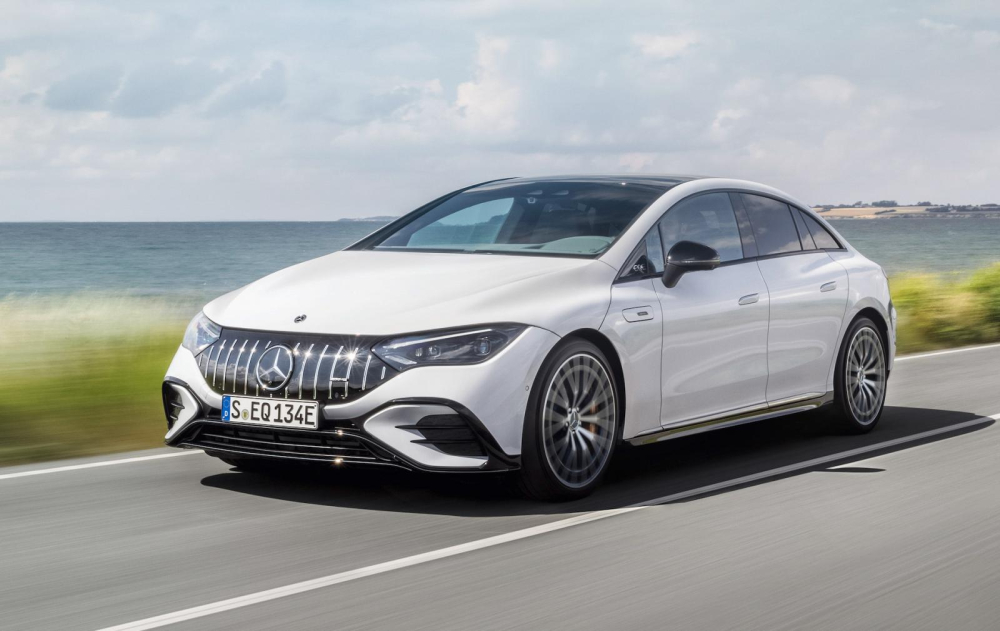 Mercedes-AMG EQE 2023 - xe điện hiệu suất cao, c&oacute; thể mạnh 677 m&atilde; lực