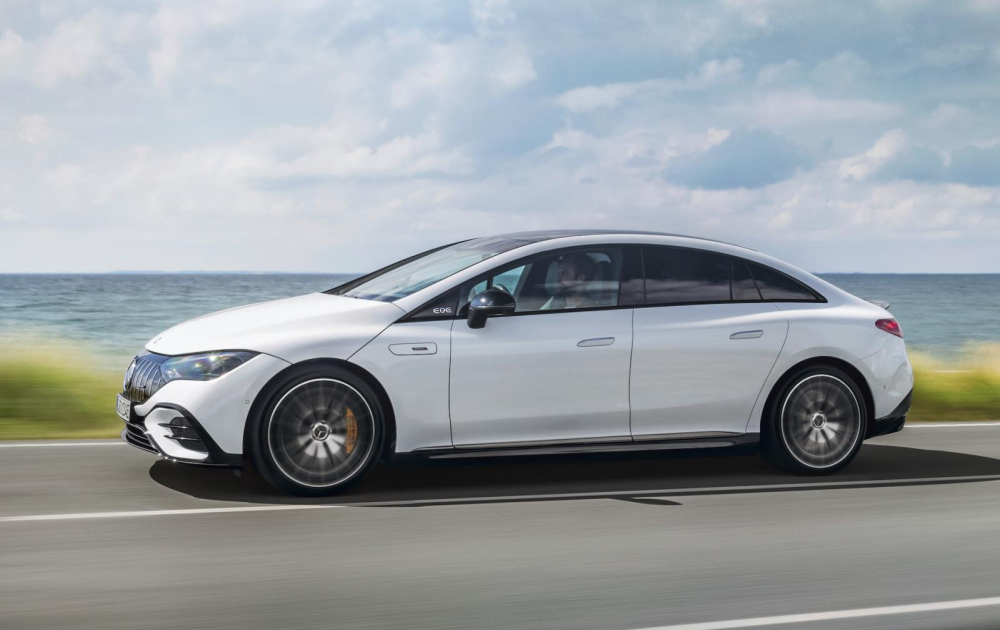 Mercedes-AMG EQE 43 4MATIC 2023 c&oacute; phạm vi di chuyển ngắn hơn