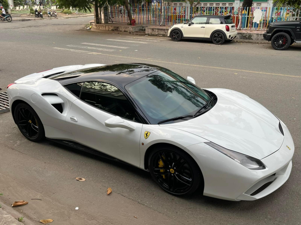 Si&ecirc;u xe Ferrari 488 GTB về Bạc Li&ecirc;u v&agrave;o đầu năm nay