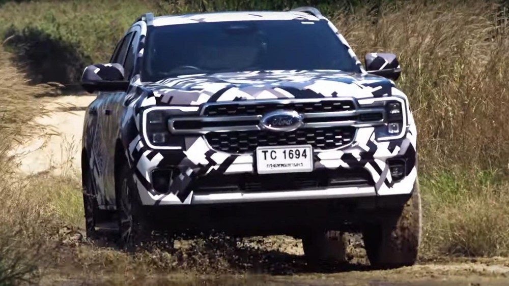 Thiết kế đầu xe của Ford Everest 2022