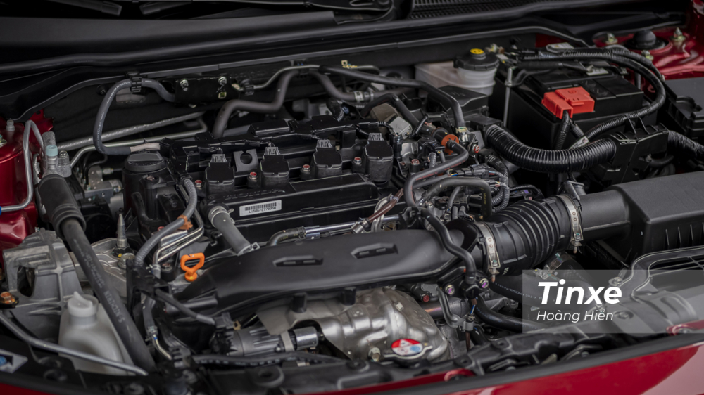 Cung cấp sức mạnh cho Honda Civic 2022 vẫn l&agrave; khối động cơ 1.5L tăng &aacute;p c&ugrave;ng hộp số tự động v&ocirc; cấp CVT.
