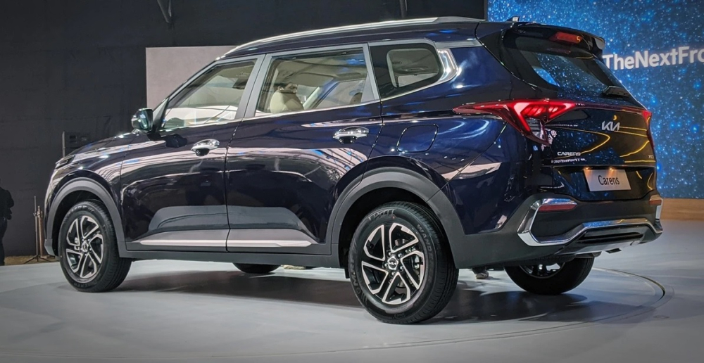 Kia Carens 2022 d&ugrave;ng chung động cơ với Seltos