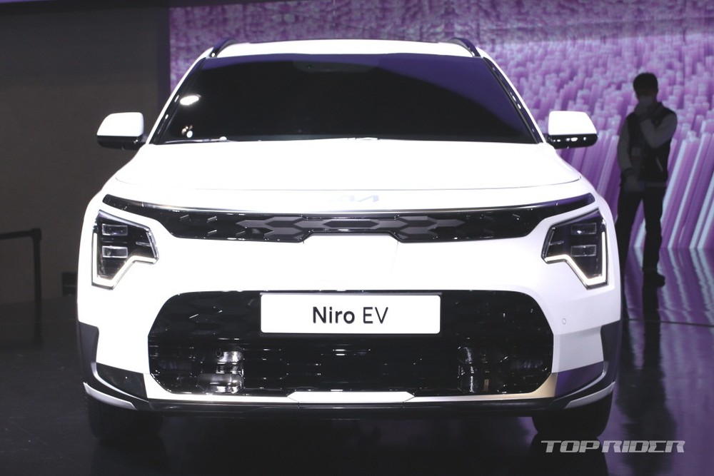 Thiết kế đầu xe của Kia Niro EV 2022