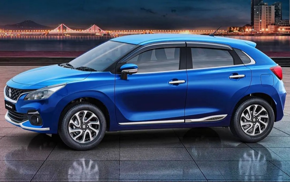 Thiết kế b&ecirc;n sườn của Suzuki Baleno 2022