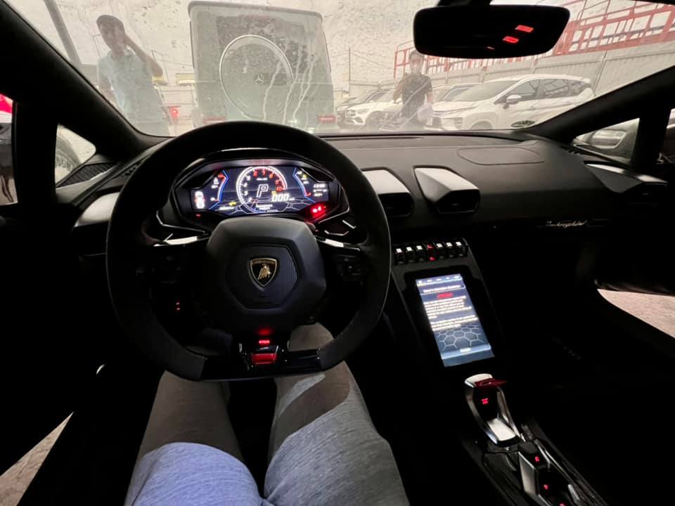 Hiện chưa r&otilde; xe đ&atilde; c&oacute; chủ nh&acirc;n hay chưa