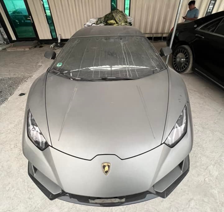Cận cảnh si&ecirc;u xe Lamborghini Huracan EVO độc nhất Việt Nam